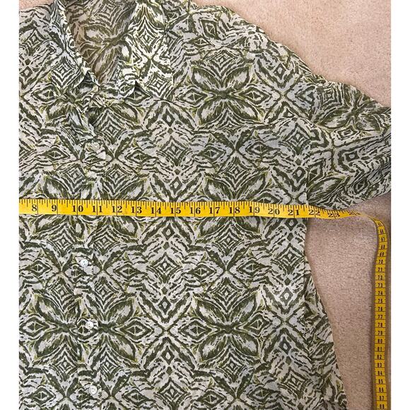 Zara Flowy Lightweight Green and White Abstract Print Long Sleeve Blouse - Picture 11 of 12